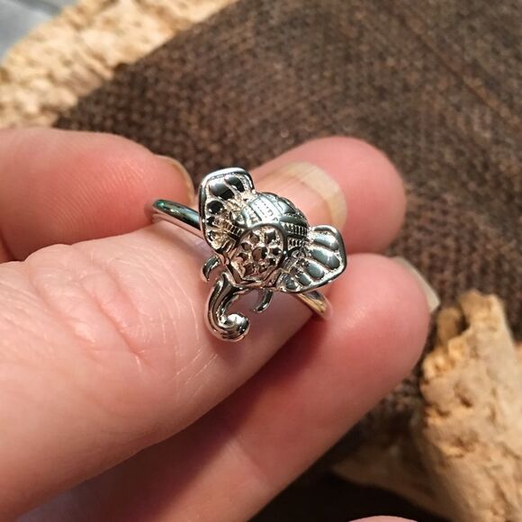 Sterling Silver Elephant Boho Ring - Picture 4 of 5